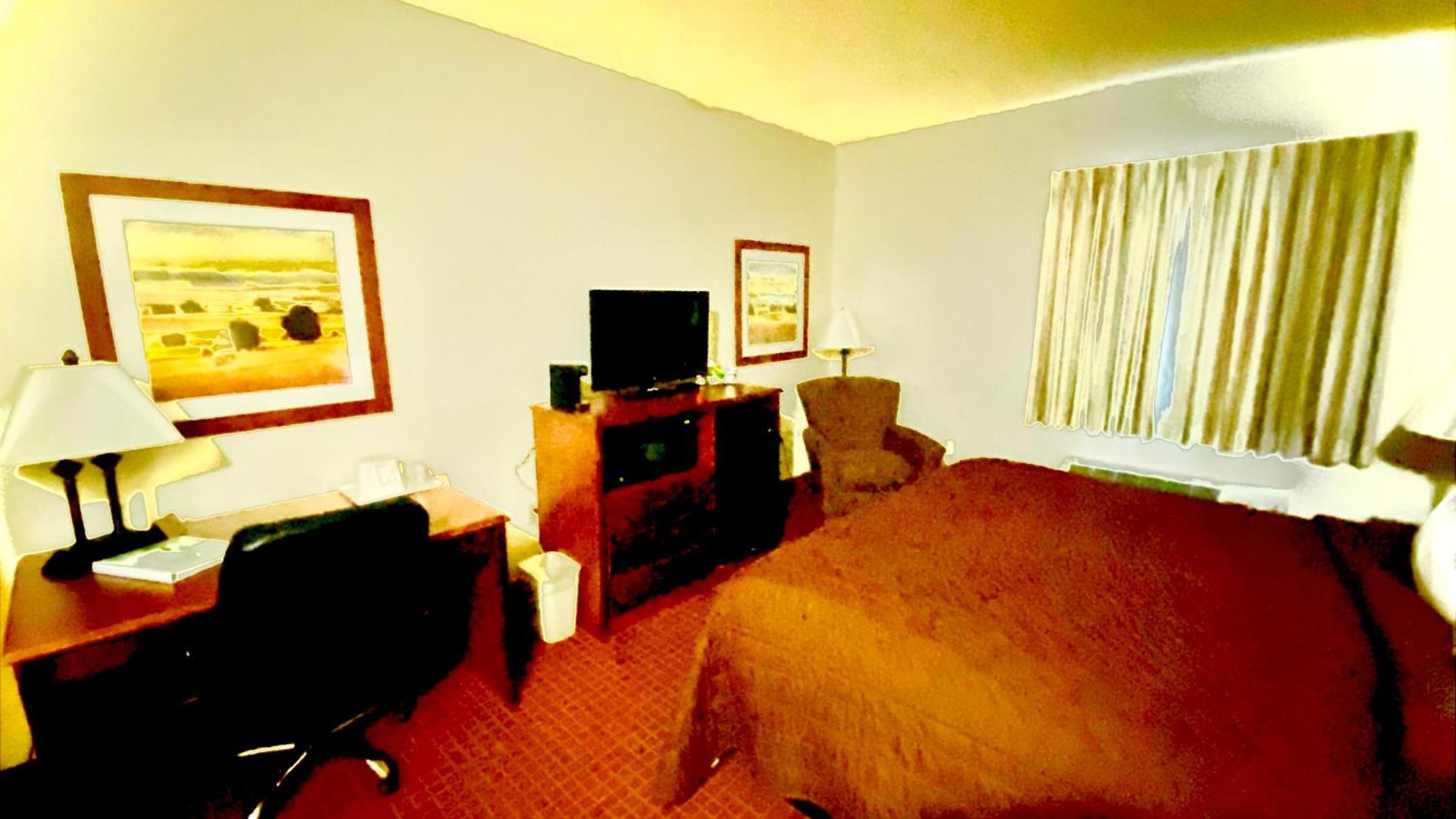 Park View Inn & Suites Hoisington Near Great Bend Bagian luar foto